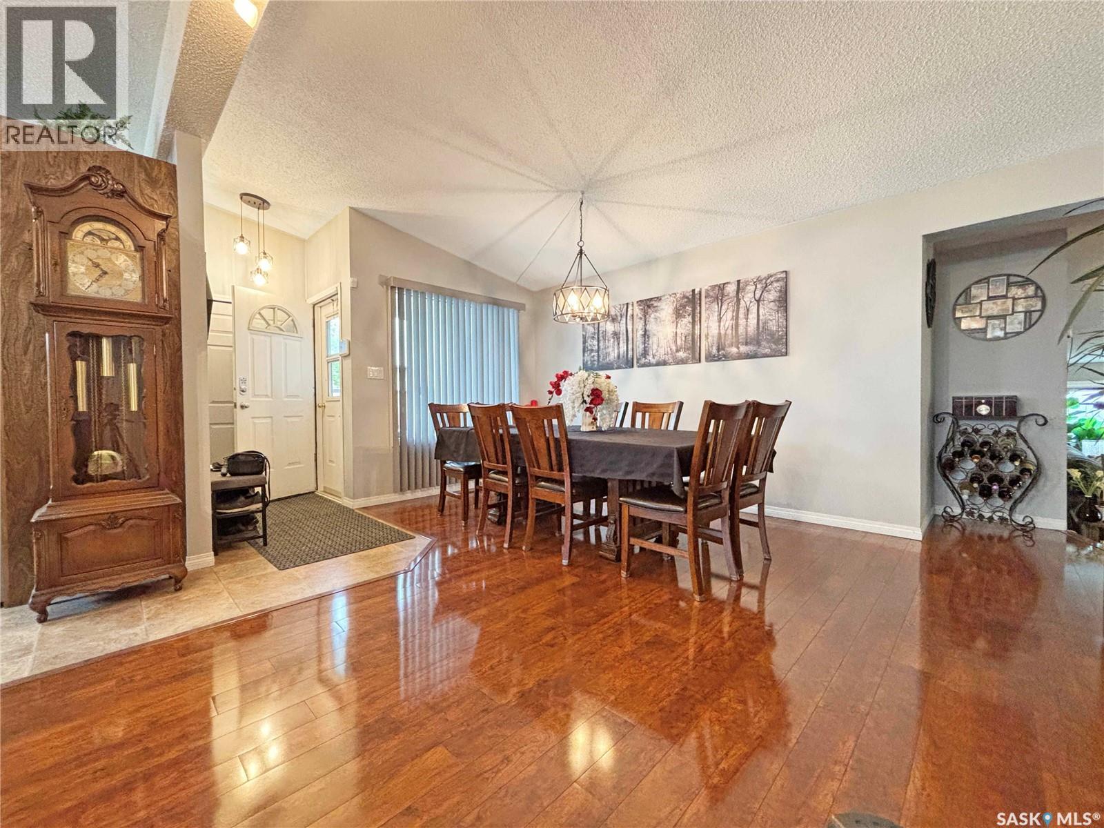 605 O AVENUE N - 3