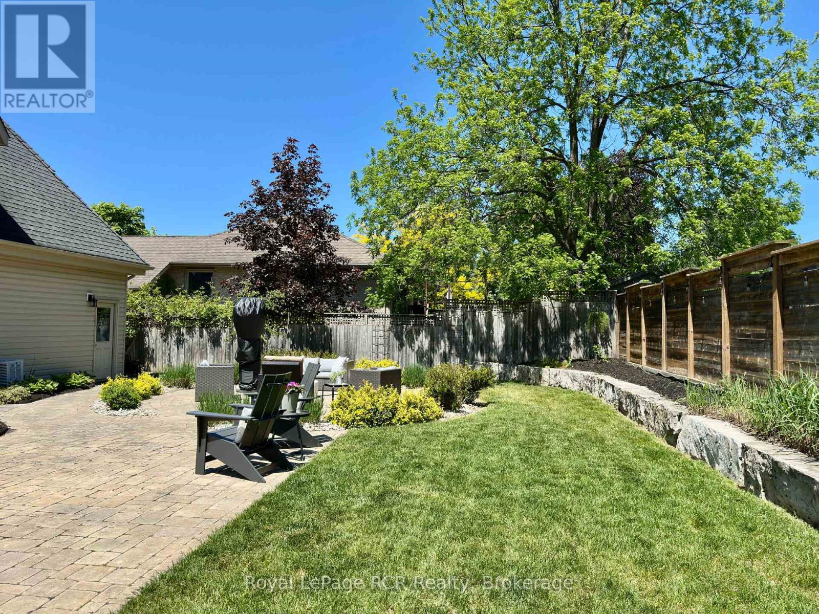241 4TH STREET CRESCENT - 6