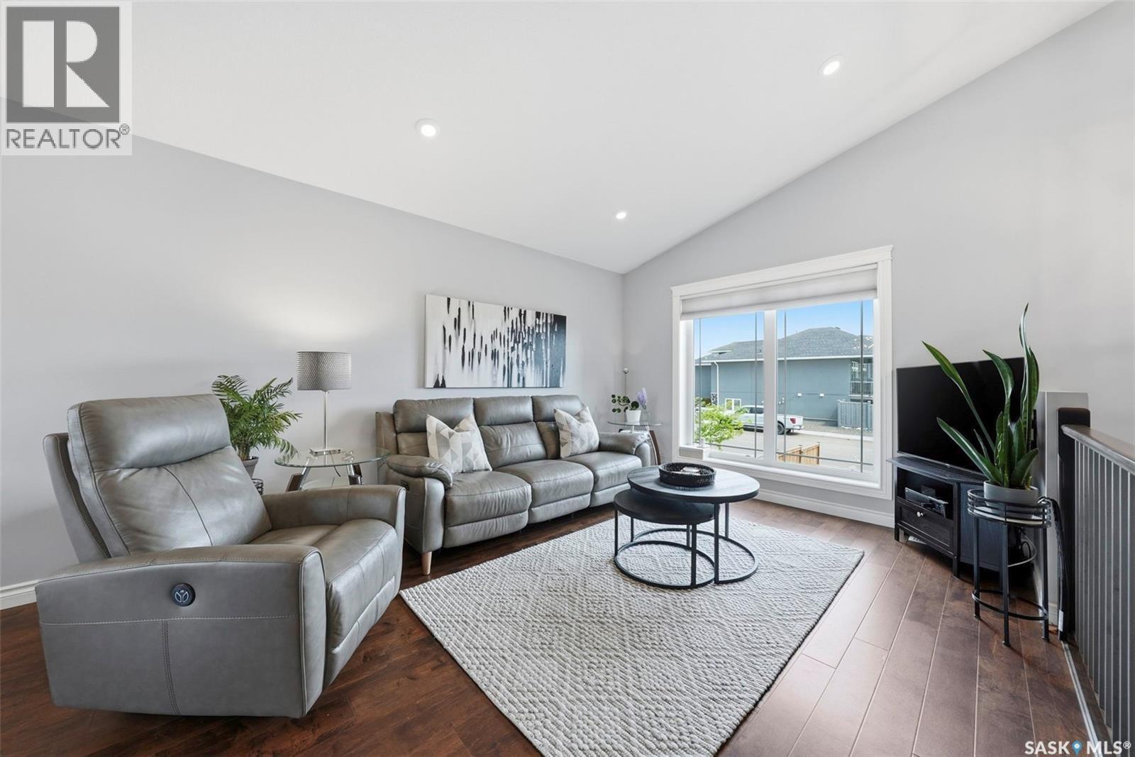 505 Silver Birch LANE - 4