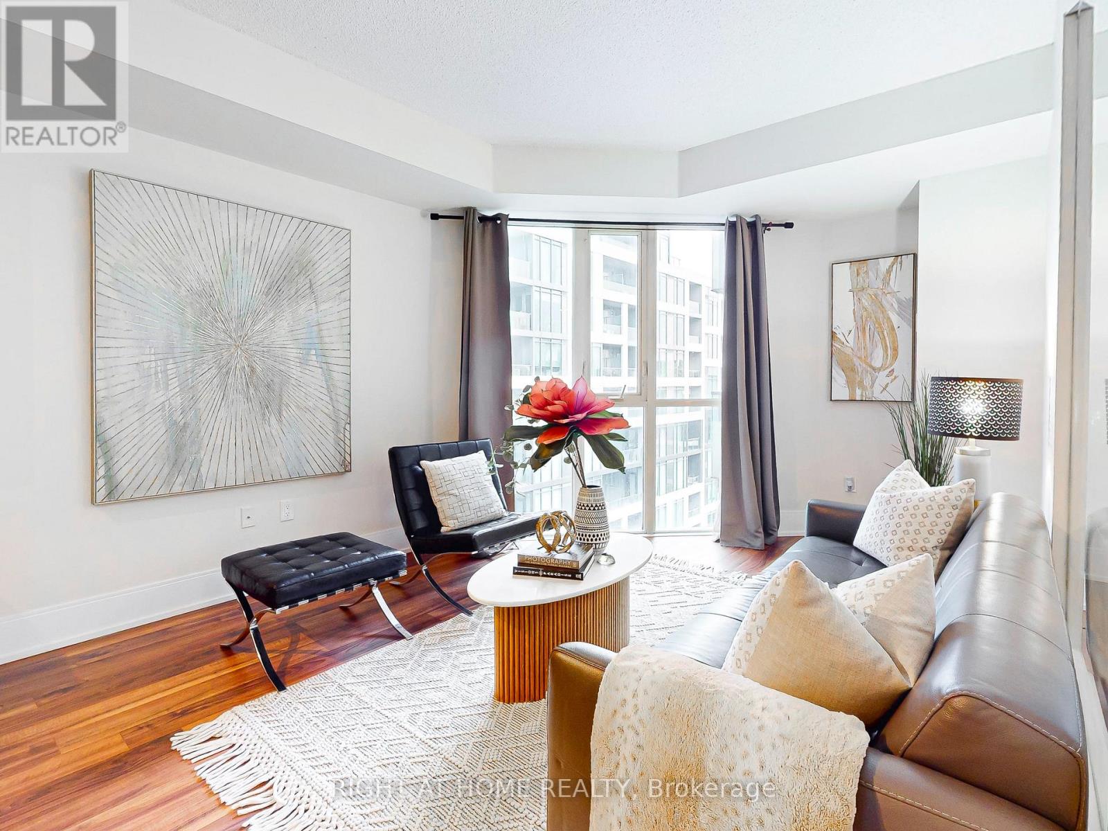 #1232 560 FRONT STREET W - 9