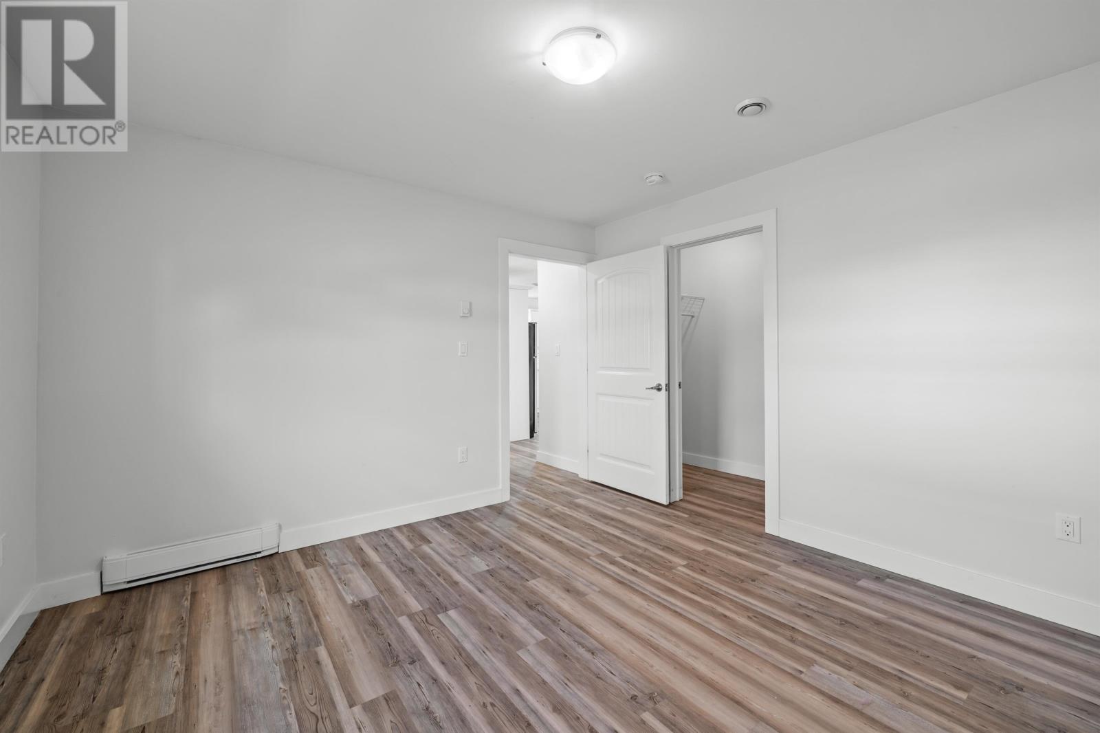 305 JENNIFER Street - 13