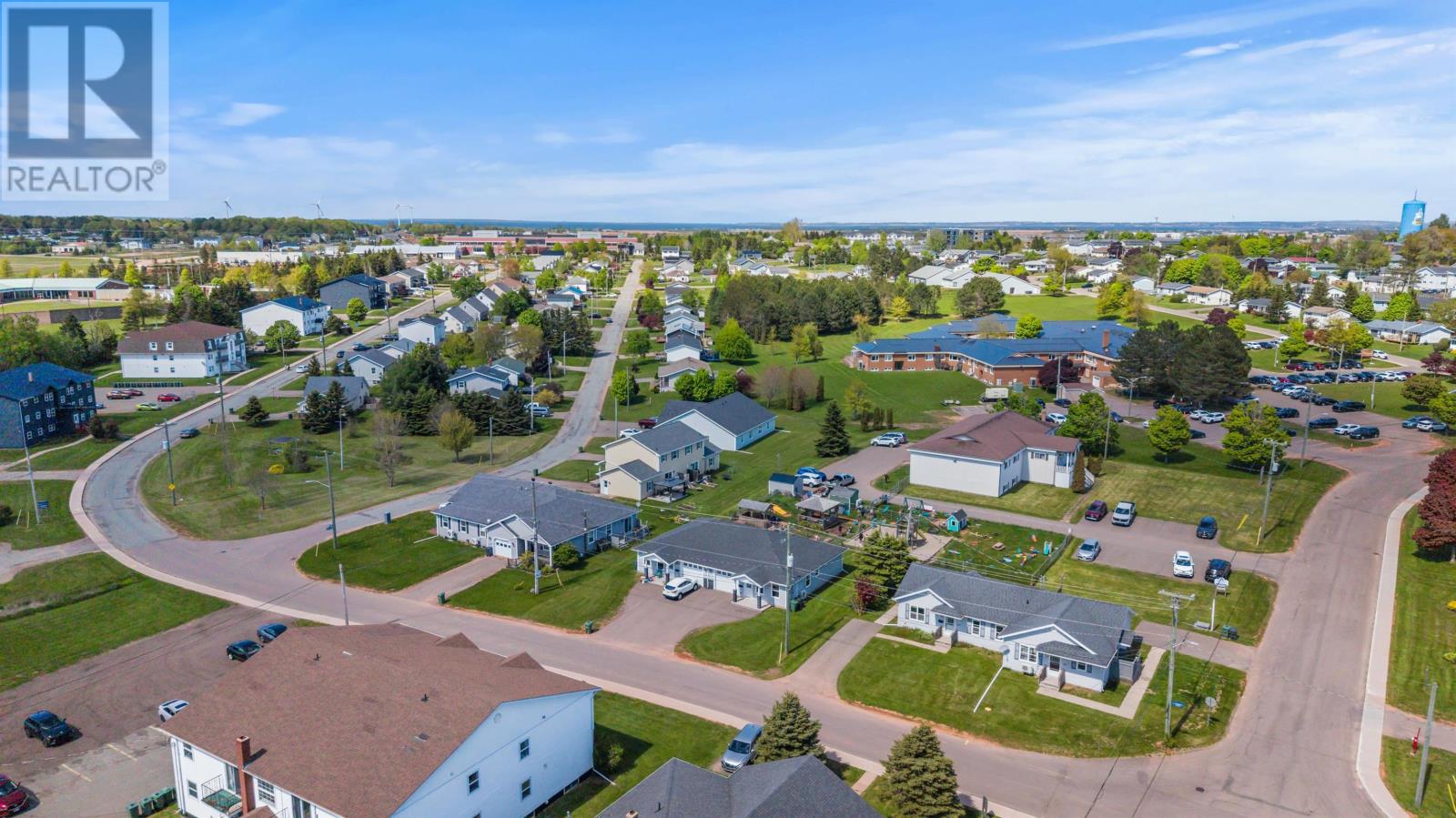 305 JENNIFER Street - 21