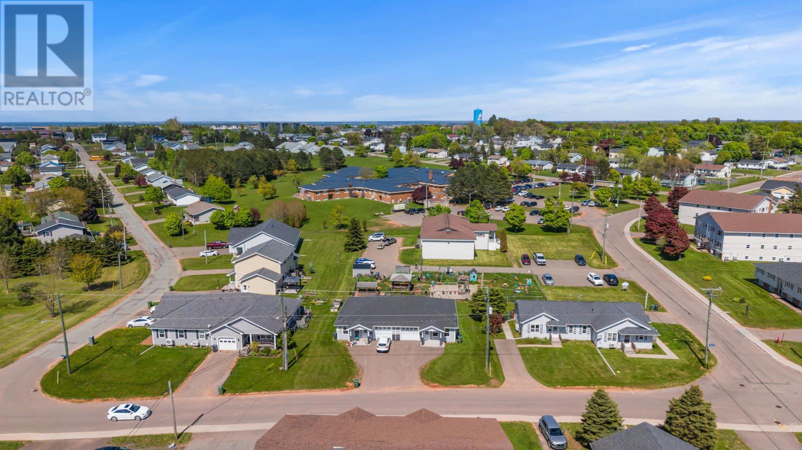 305 JENNIFER Street - 24