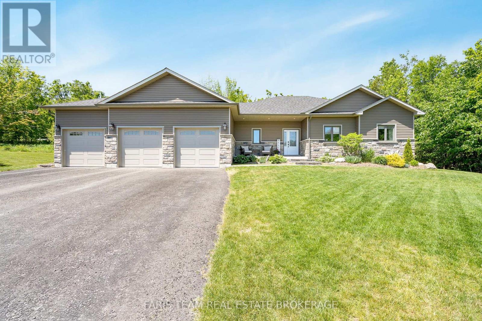 44 BACHLY AVENUE - Image 2