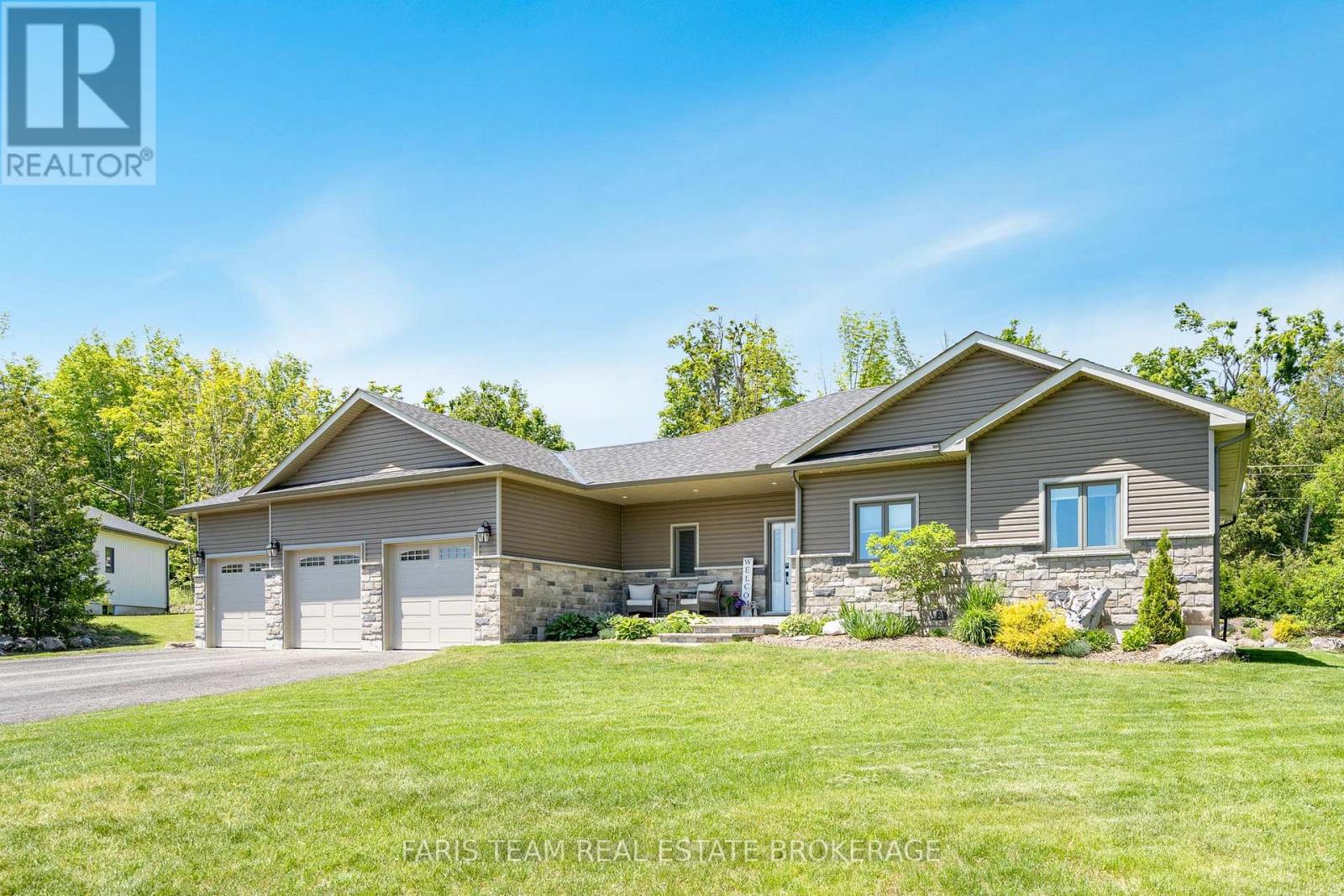 44 BACHLY AVENUE - 3