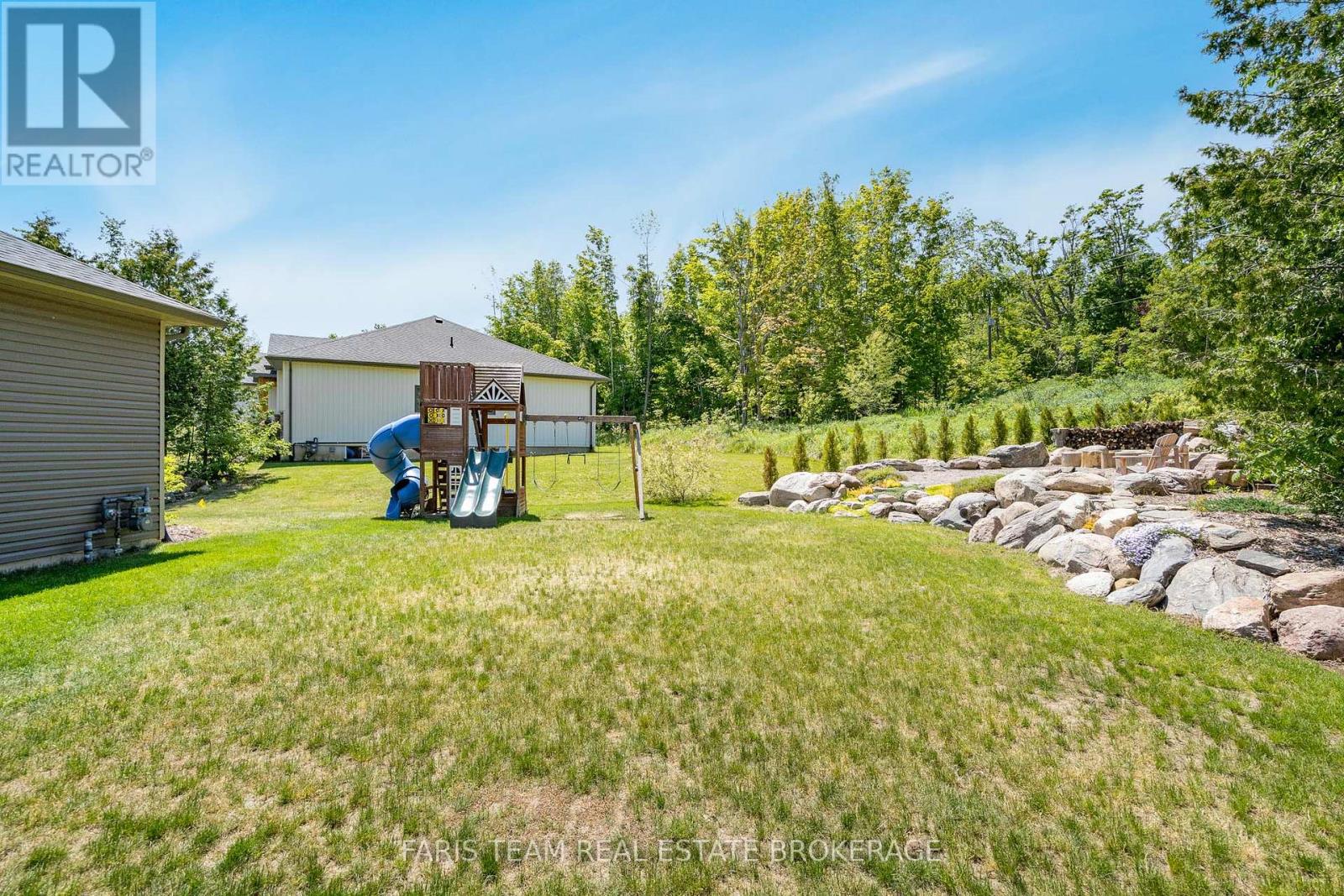 44 BACHLY AVENUE - 33