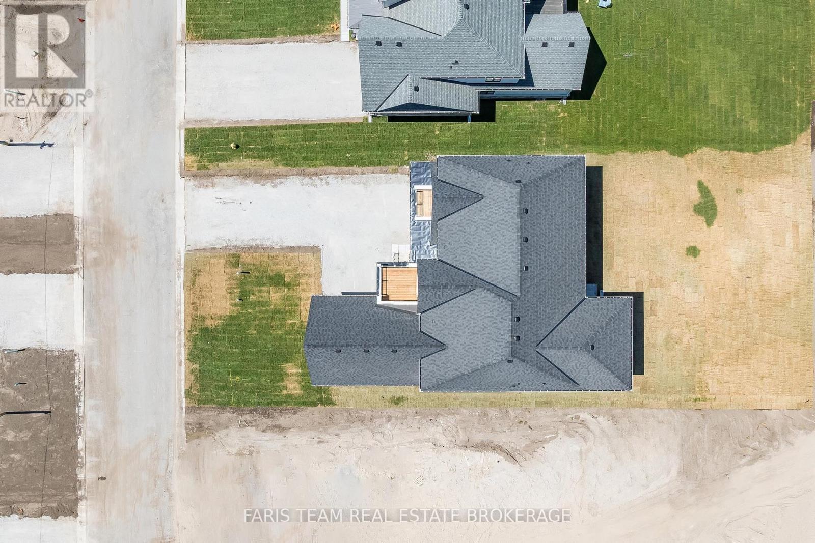 22 ALDWINCKLE AVENUE - 42