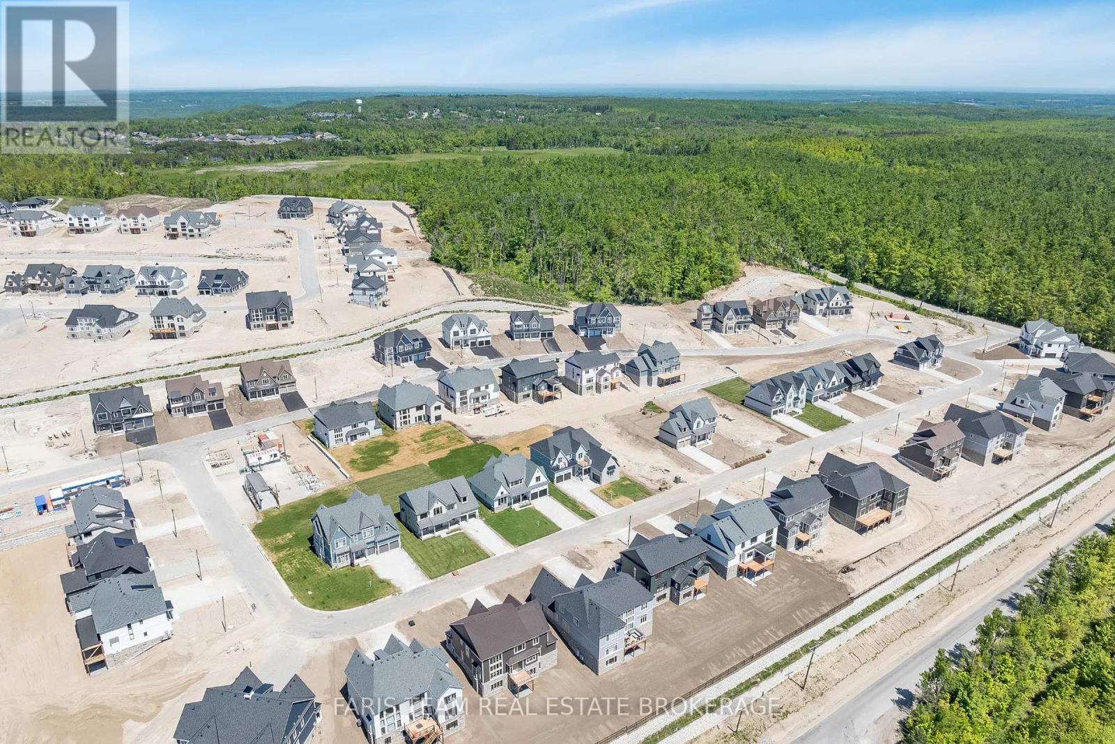 22 ALDWINCKLE AVENUE - 43
