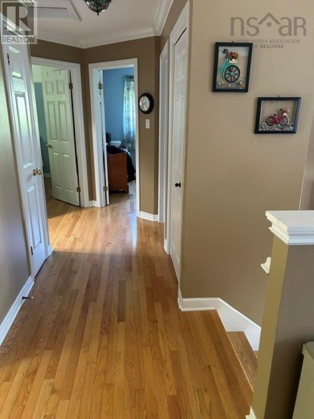 54 Martha Avenue - 20