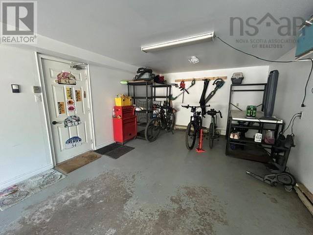 54 Martha Avenue - 12