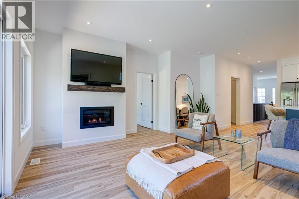 39 BEACHWALK Crescent - 12