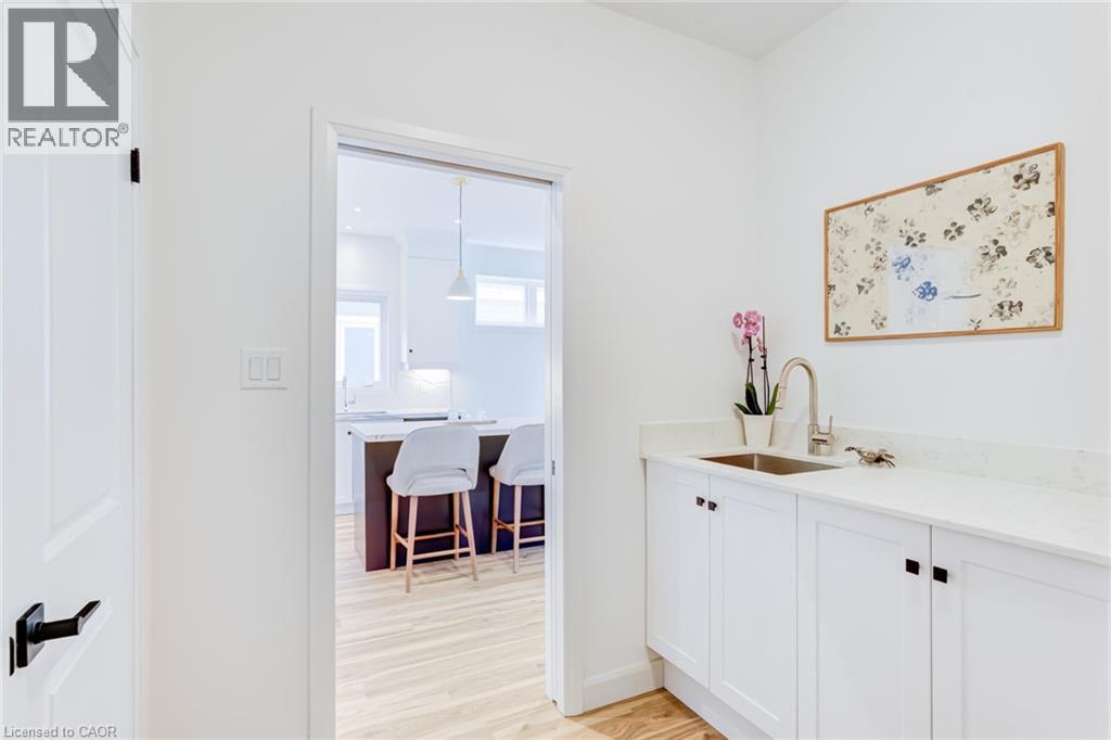 39 BEACHWALK Crescent - 25