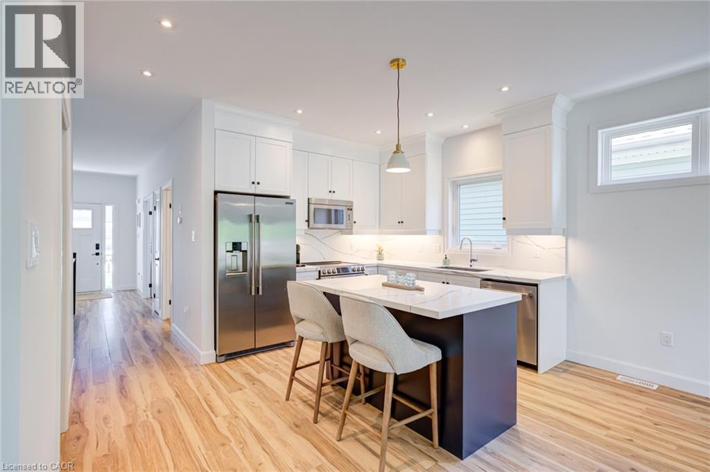 39 BEACHWALK Crescent - 6