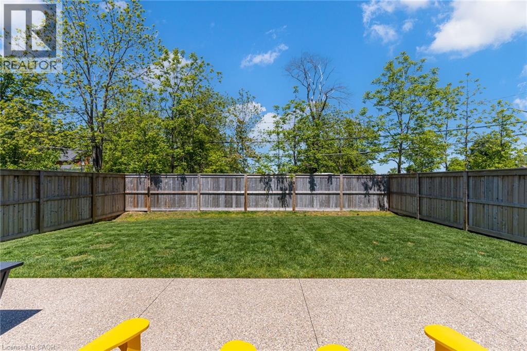 39 BEACHWALK Crescent - 32