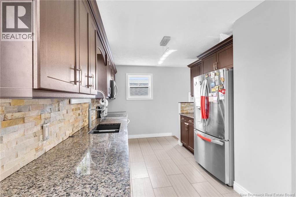 818 Waasis Road - 14