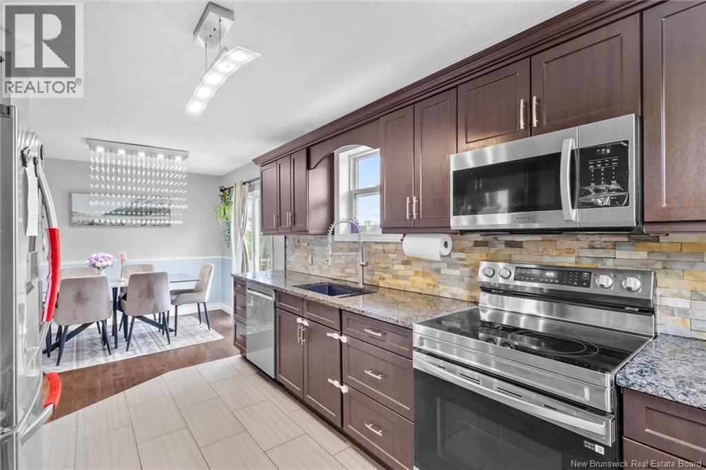 818 Waasis Road - 16