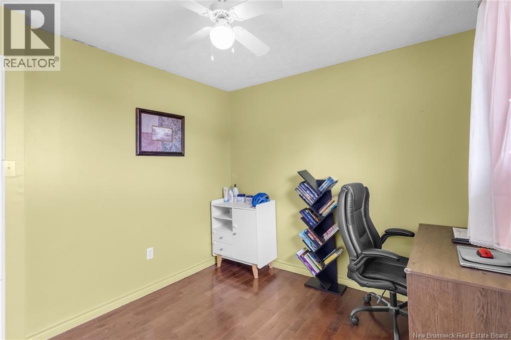 818 Waasis Road - 21