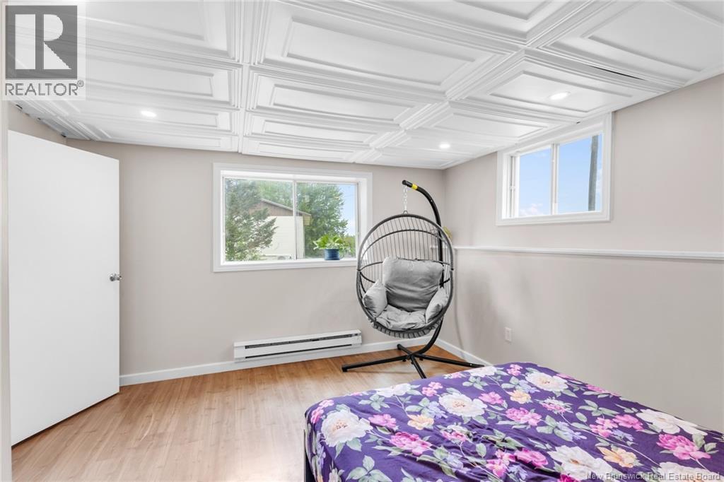 818 Waasis Road - 32