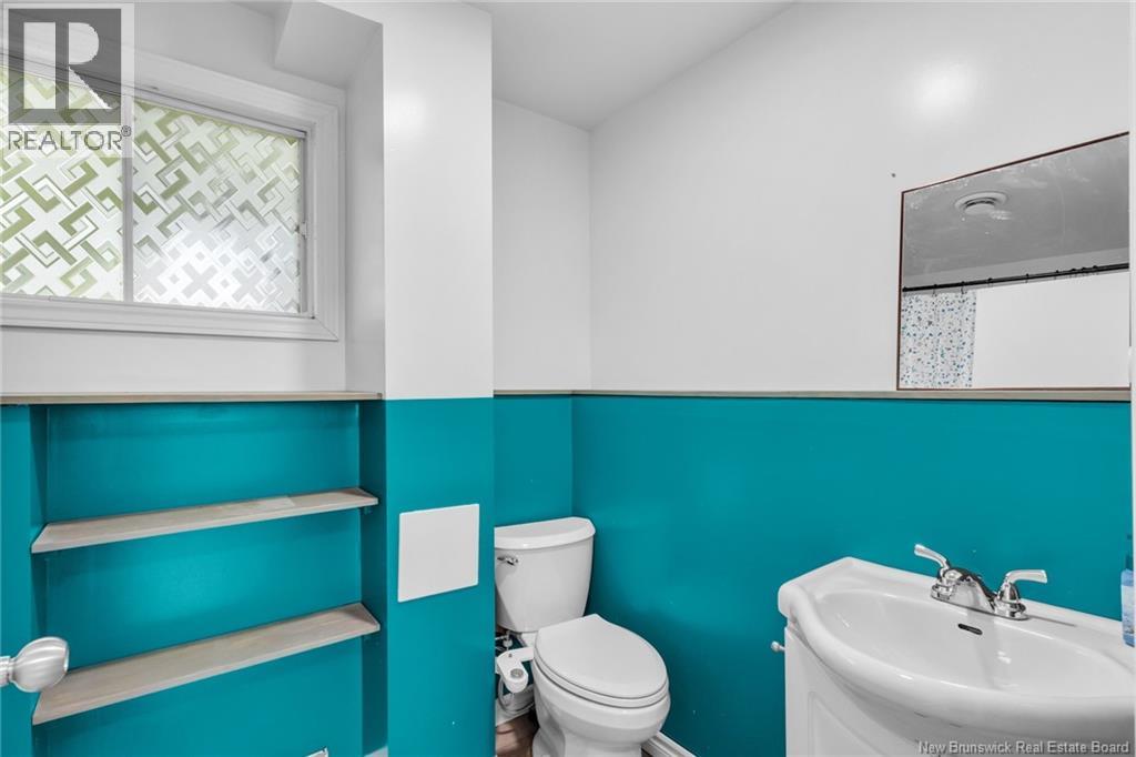 818 Waasis Road - 33