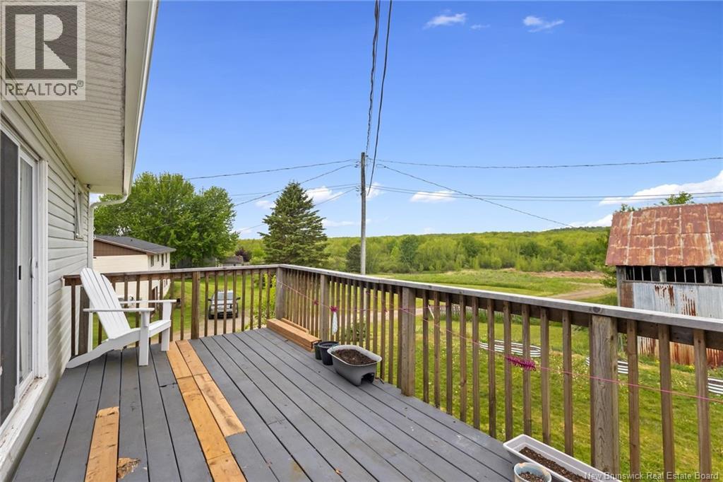 818 Waasis Road - 34