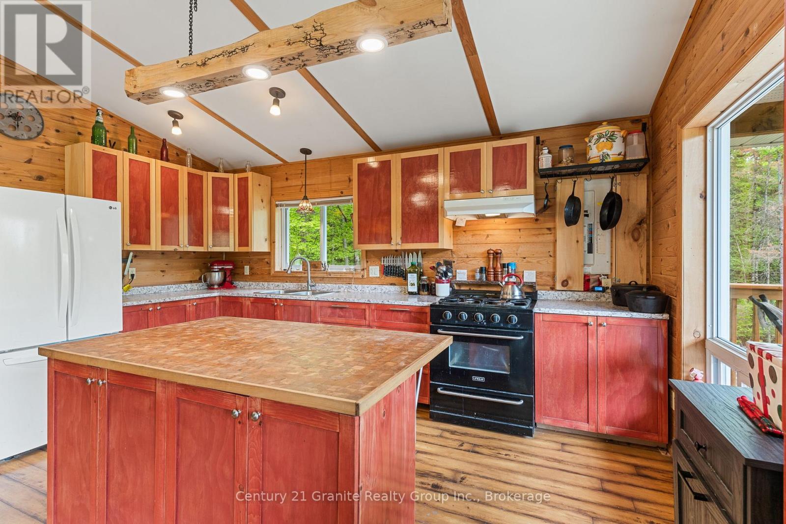 18240 HIGHWAY 118 - 22