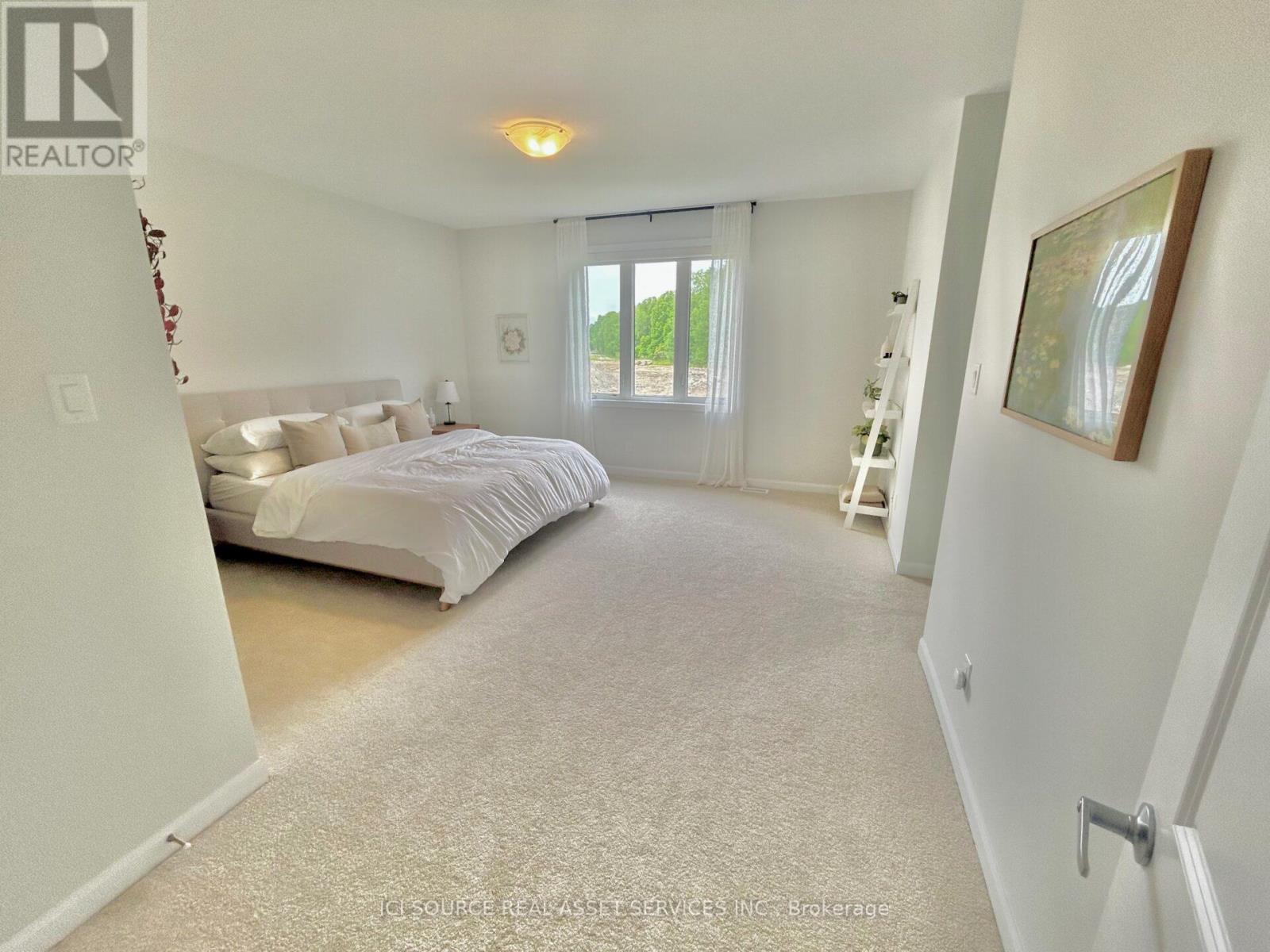 128 D'ARLEUX PLACE - 22