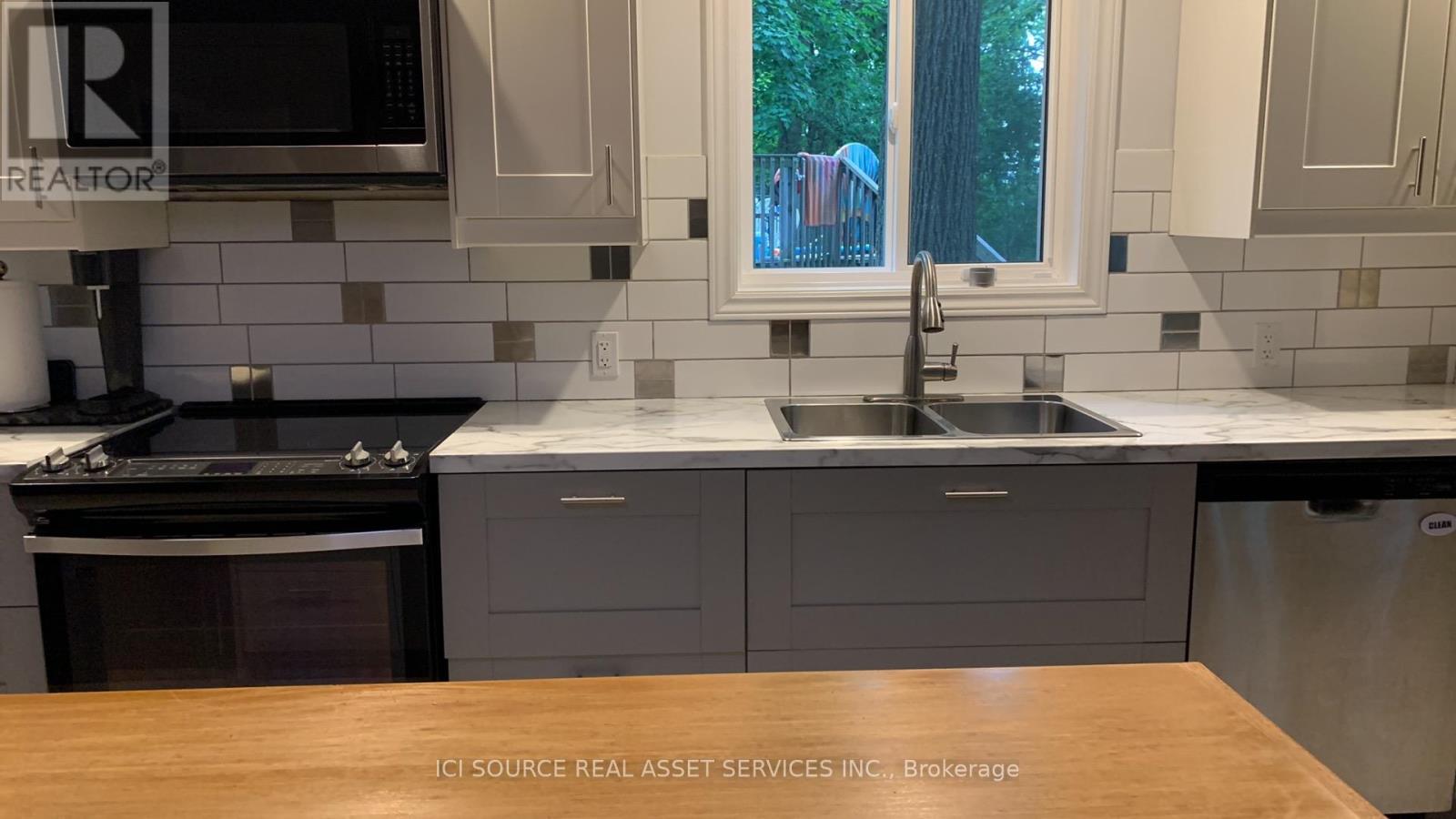 249 BORDEN ROAD - 9