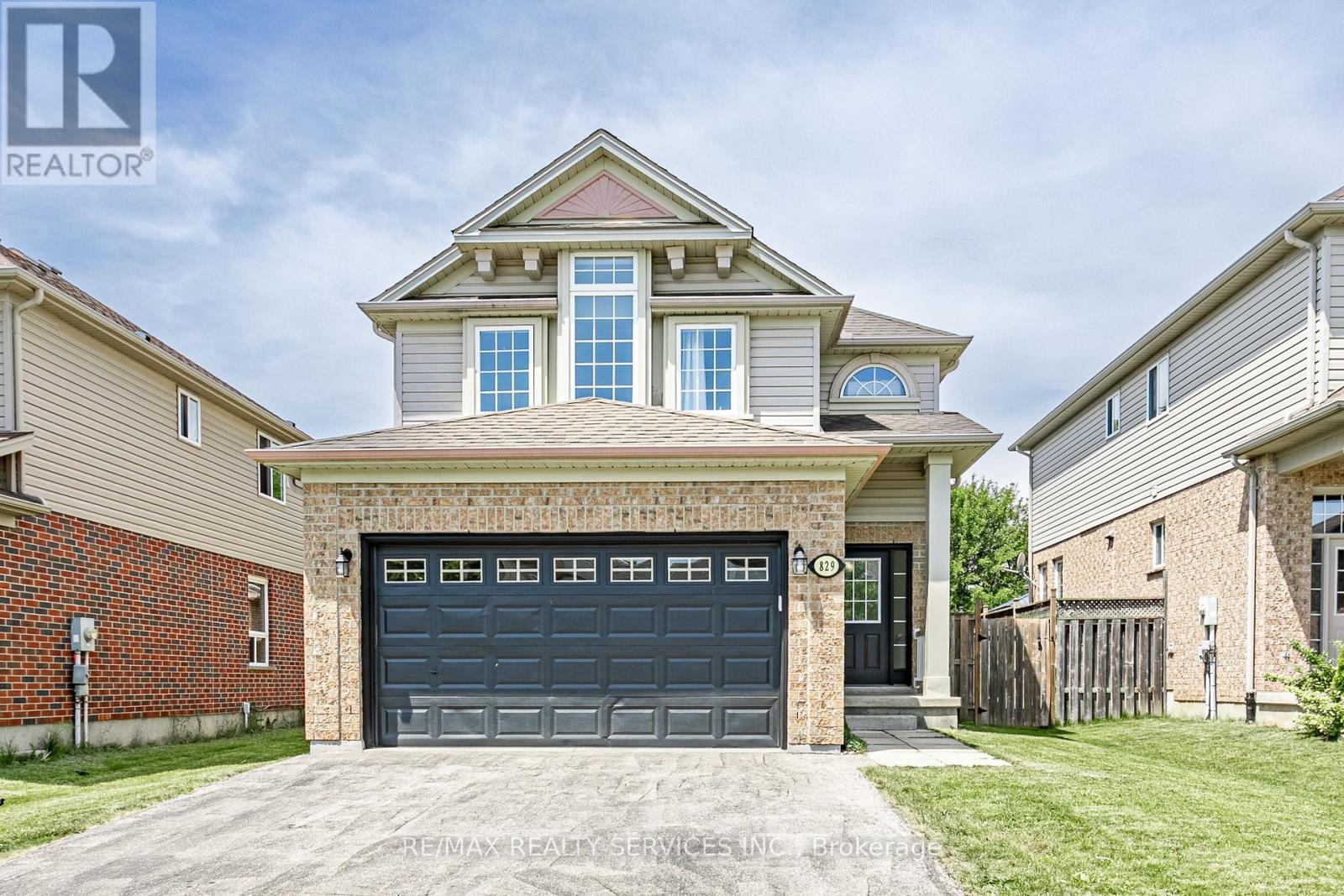 829 OAKCROSSING ROAD - 1