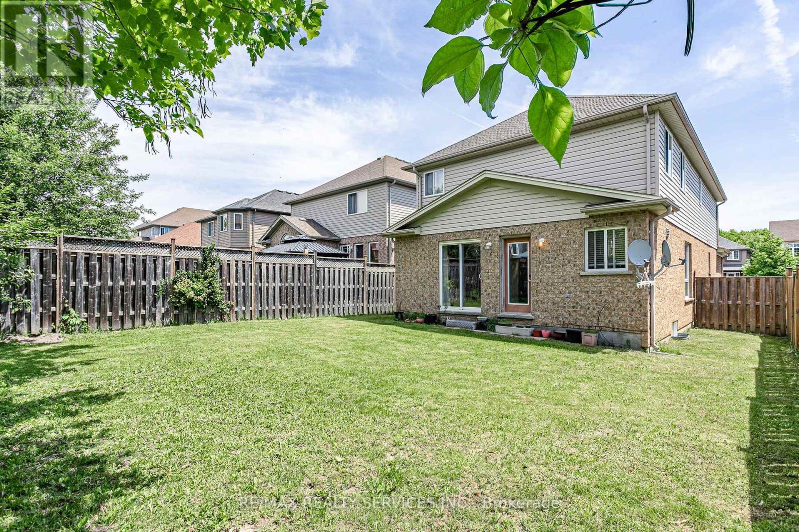829 OAKCROSSING ROAD - 43