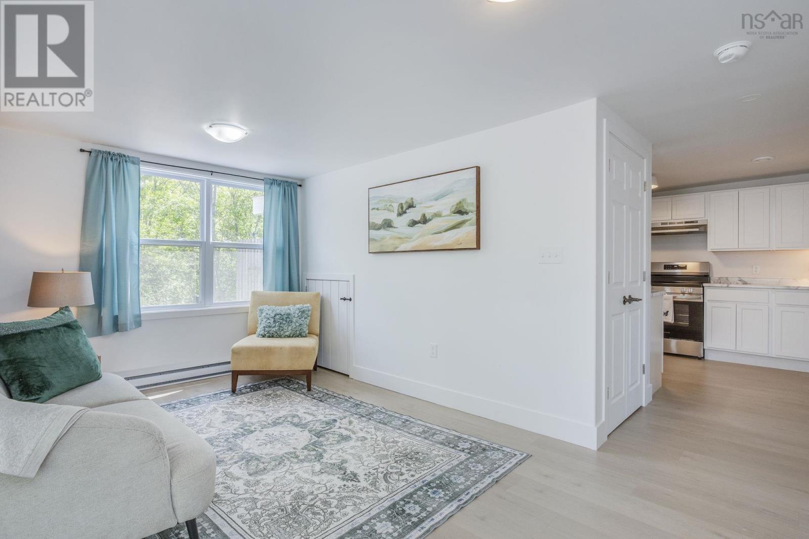 887 CAMBRIDGE Road - 14