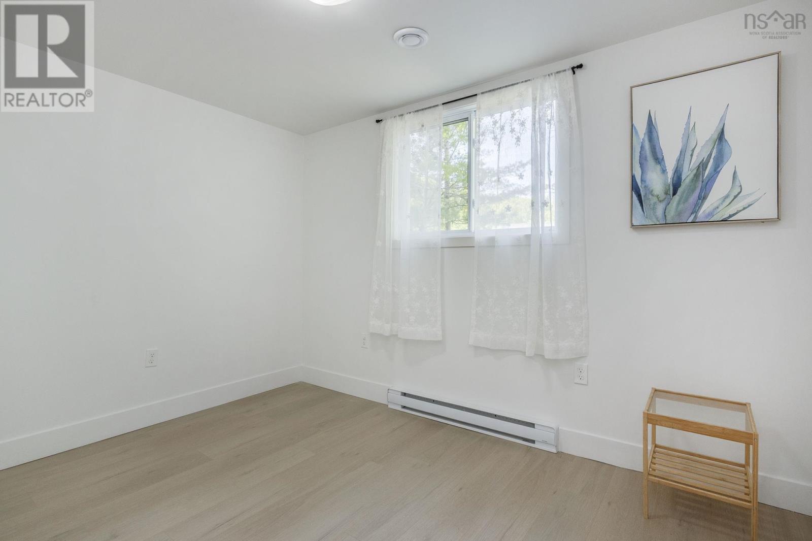 887 CAMBRIDGE Road - 24
