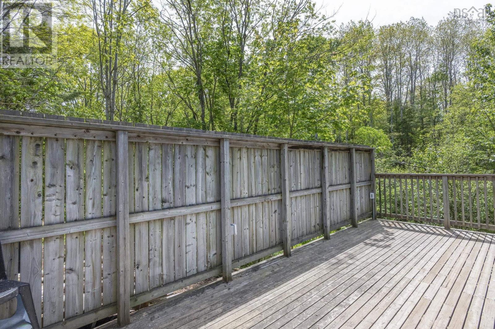 887 CAMBRIDGE Road - 6