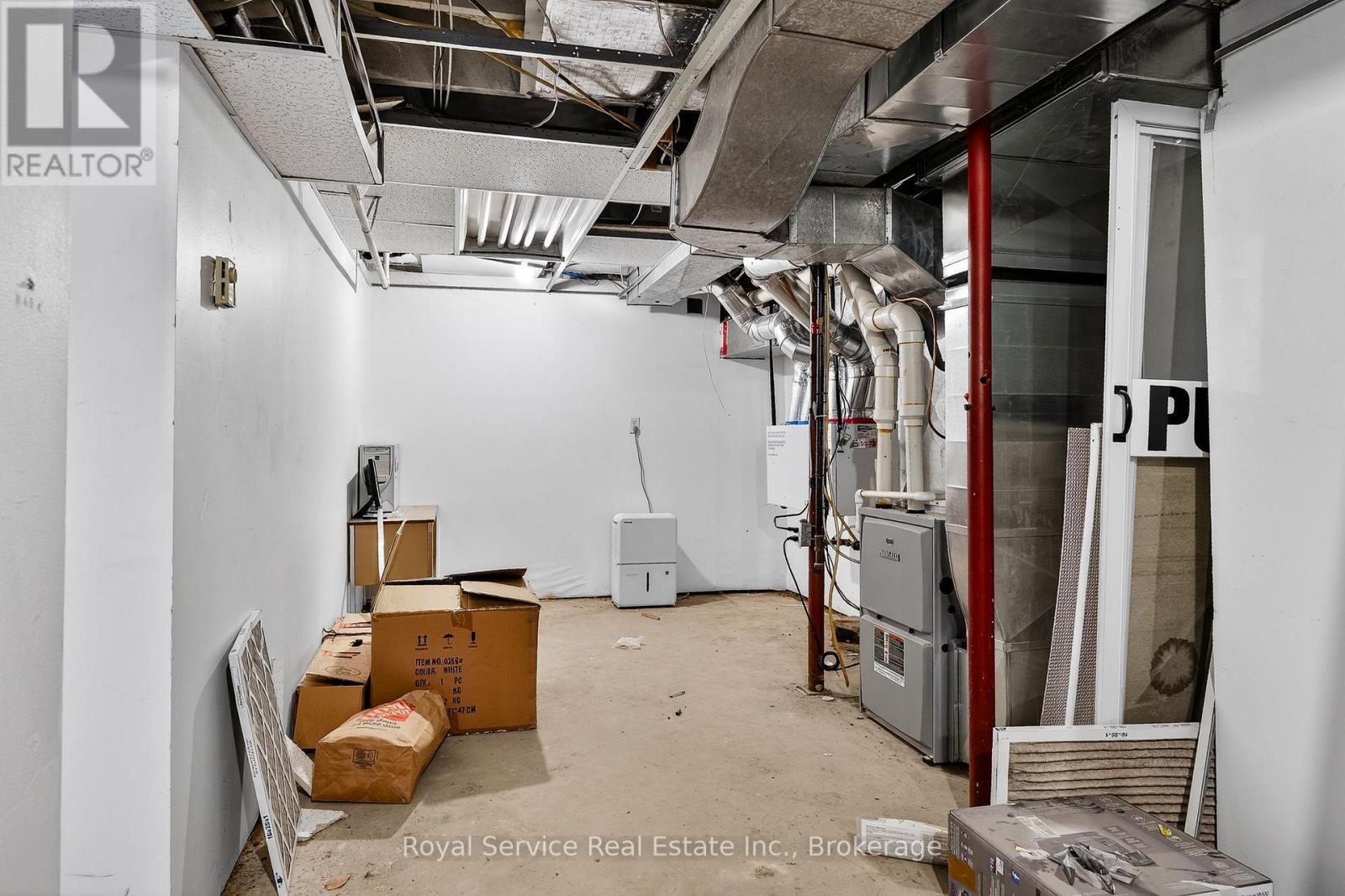 King Street West — photo 28