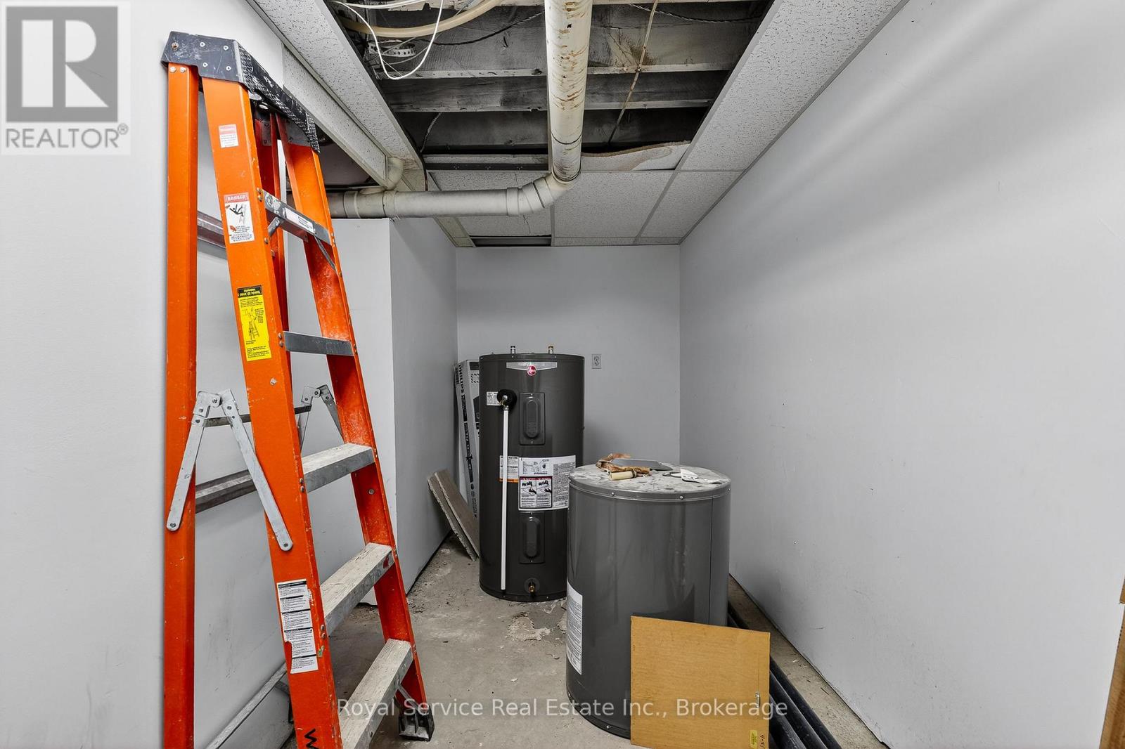 King Street West — photo 30