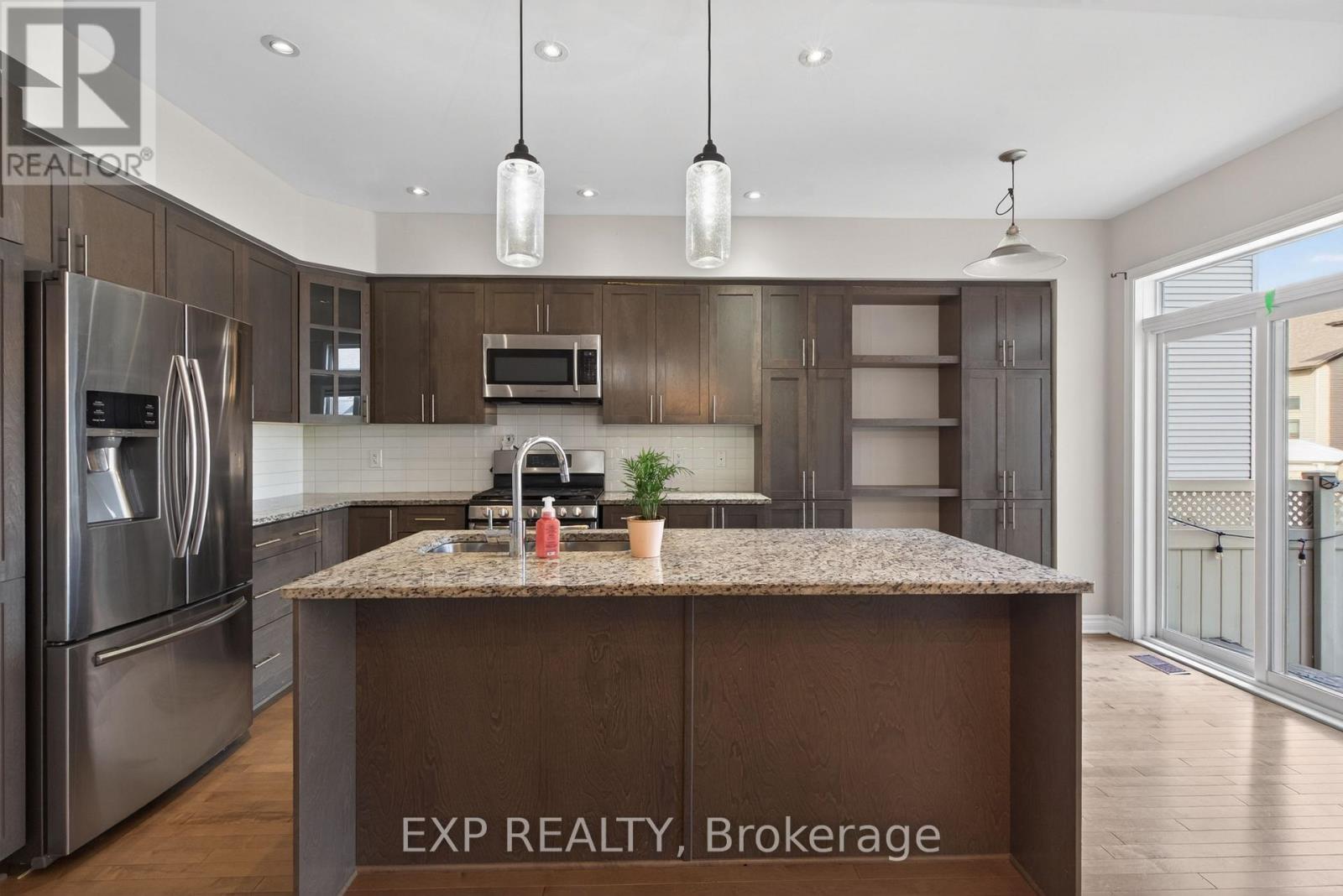 3 Bed, 3 Bath House for Rent in Ottawa – 322 RAINROCK CRESCENT, Ottawa – MLS# X13246464 - Image 9