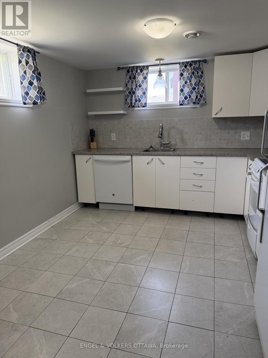 1 Bed, 1 Bath House for Rent in Ottawa – B – 1199 OLD MONTREAL ROAD, Ottawa – MLS# X13246490 - Image 15