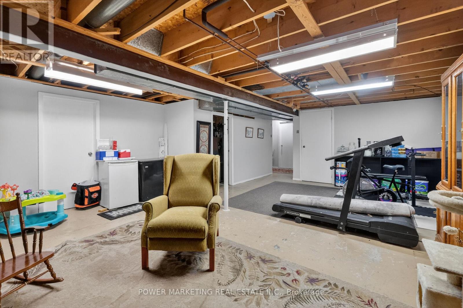6451 VISENEAU DRIVE - 39
