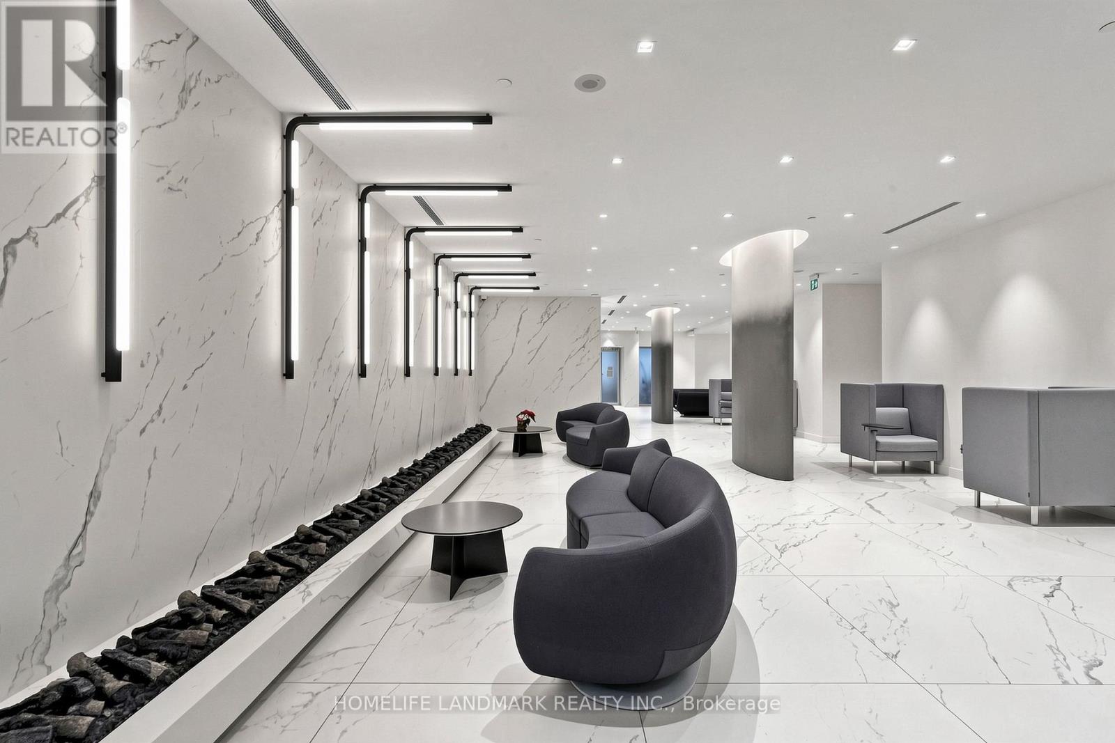 #2811 15 FORT YORK BOULEVARD - 32