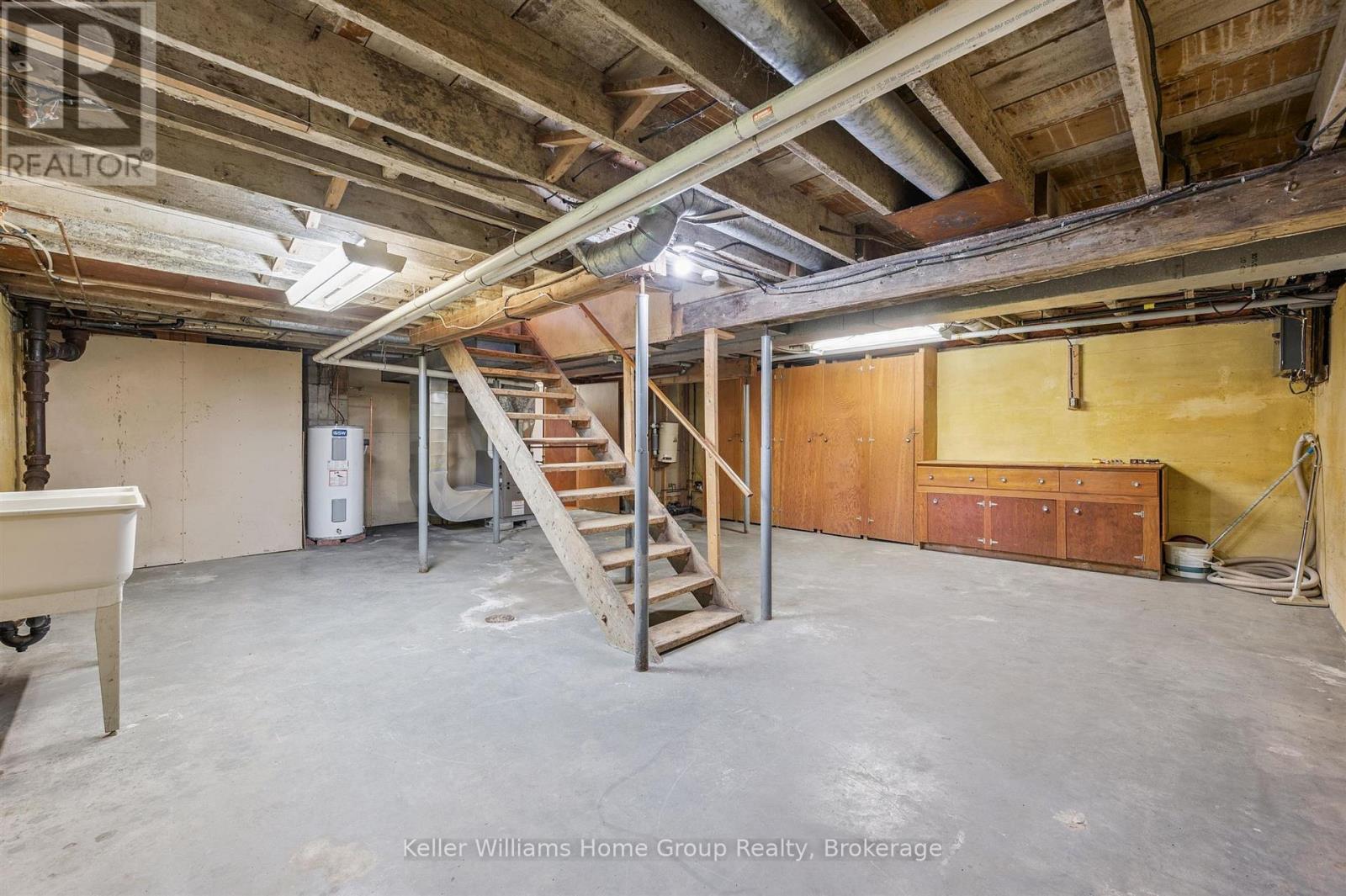 145 FORFAR STREET E - 29