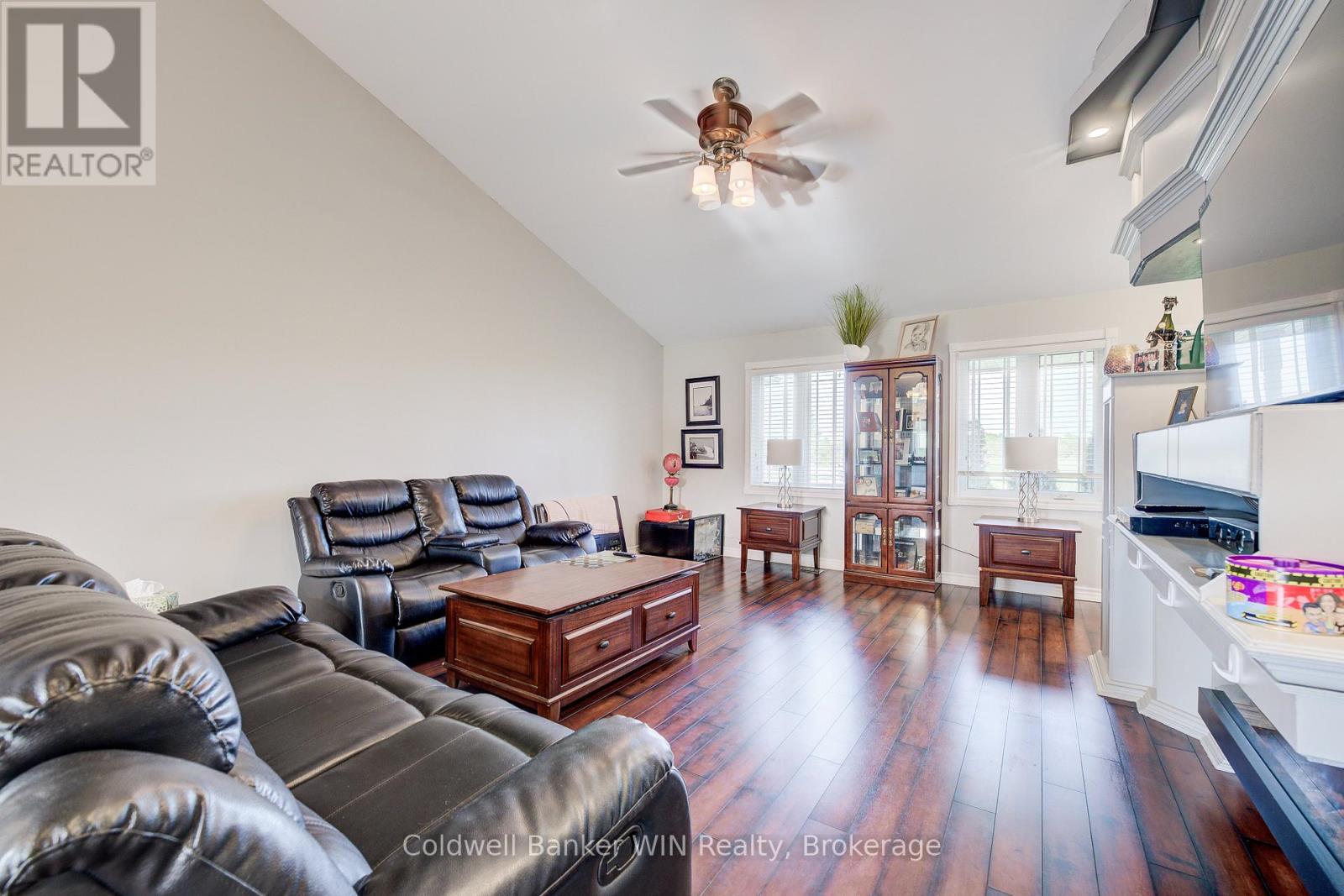 31031 GREY ROAD 14 - 14