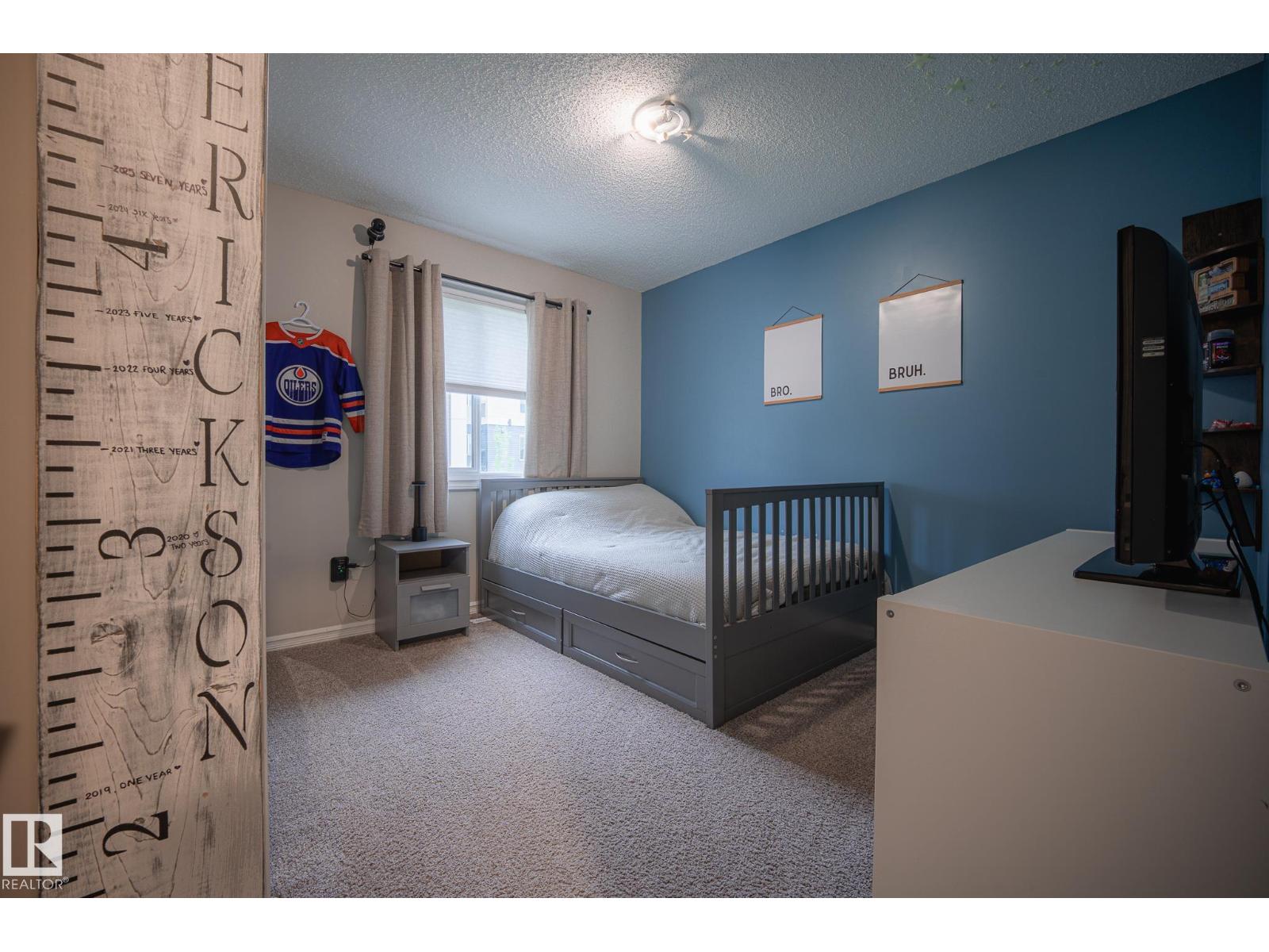 4431 5 ST NW NW - 25