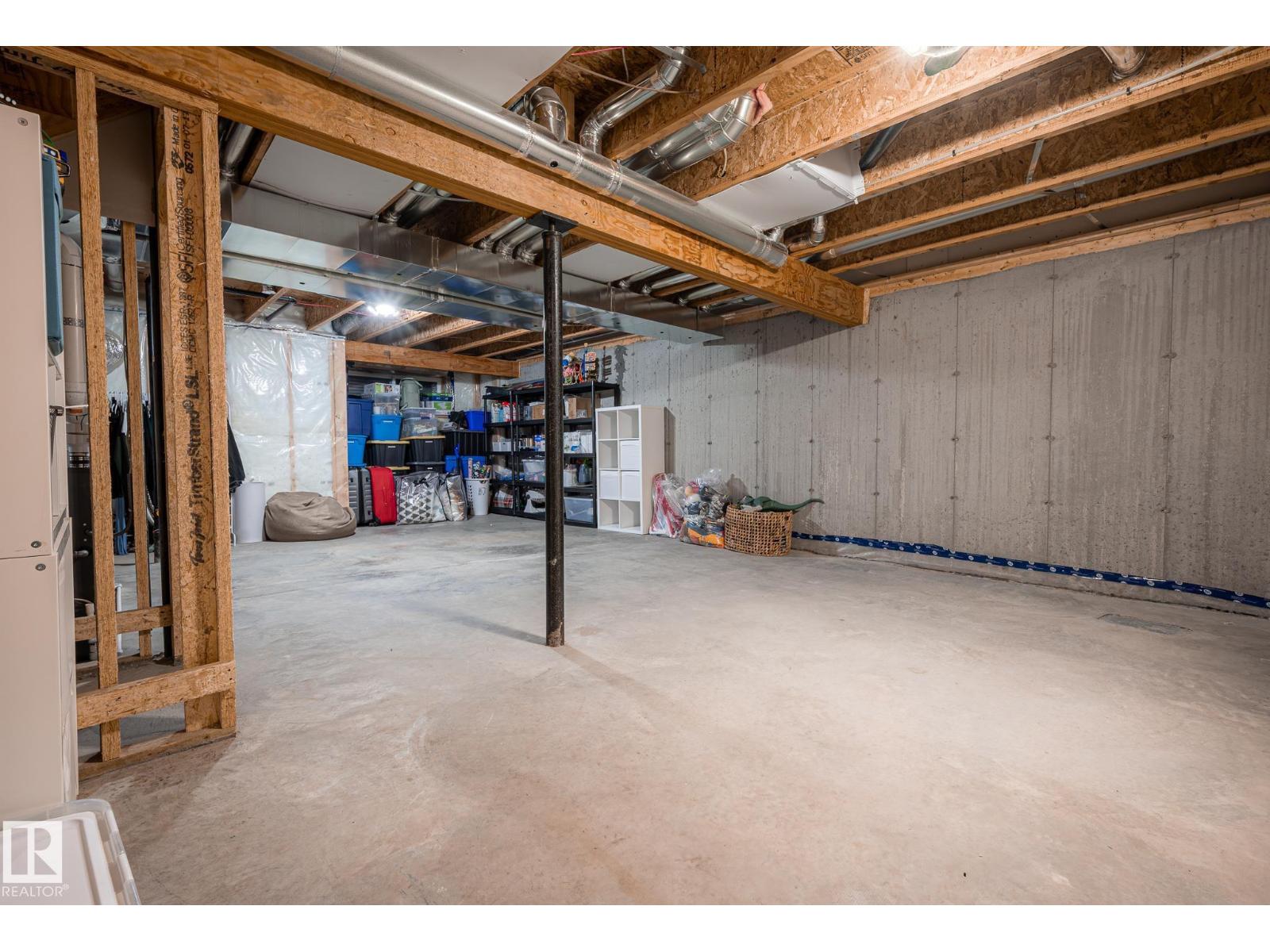 4431 5 ST NW NW - 27