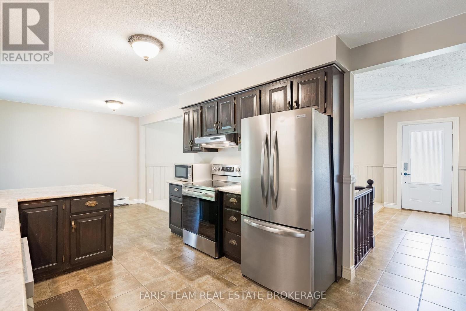 19 MAPLEGATE ROAD - 6