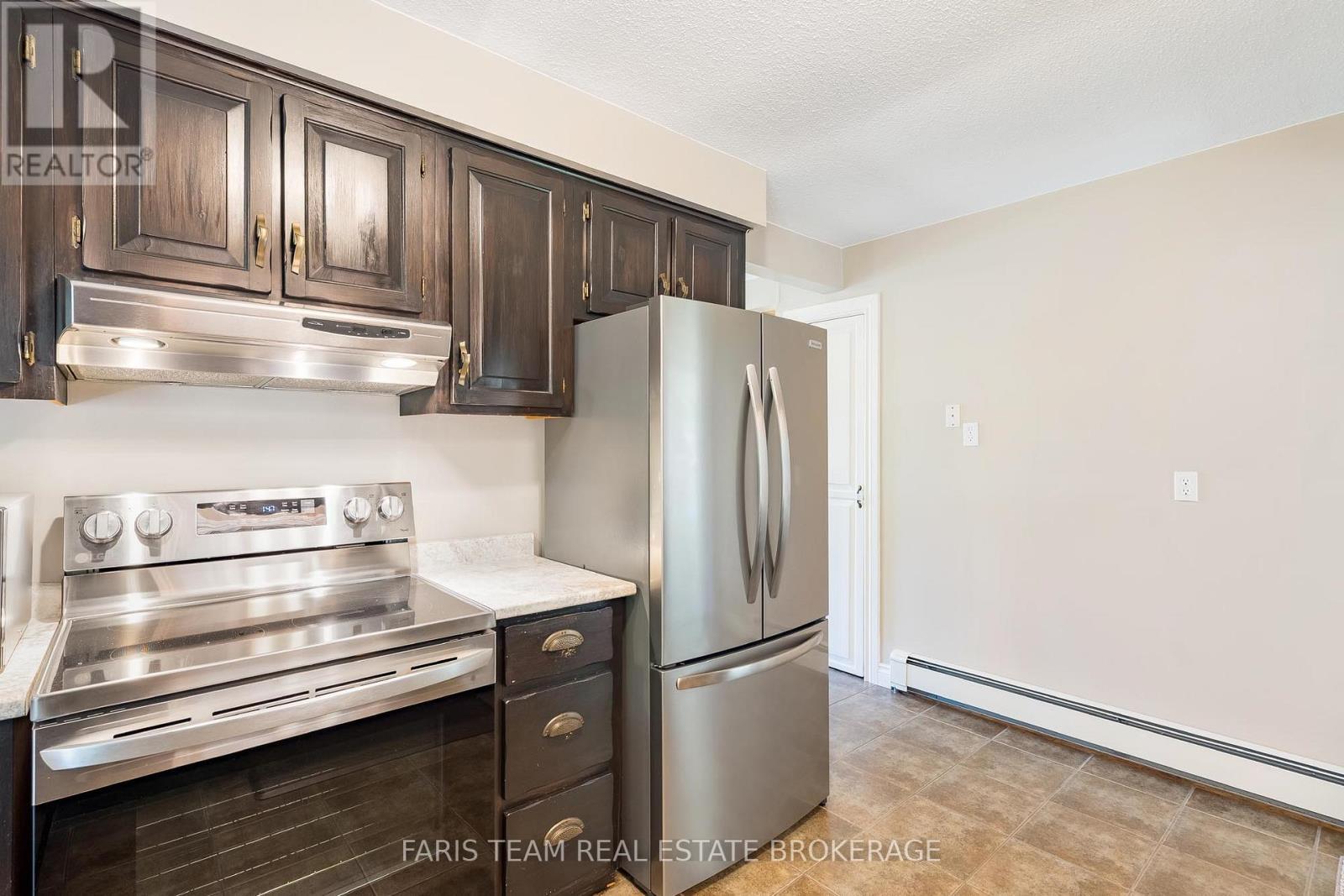 19 MAPLEGATE ROAD - 8