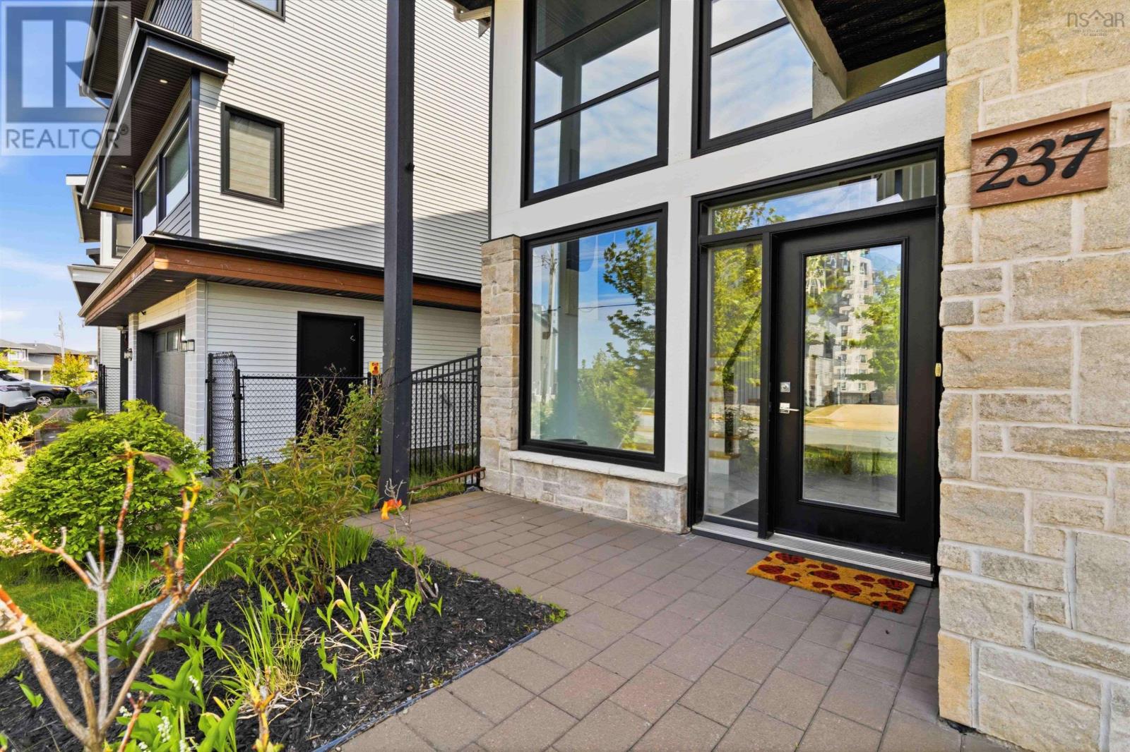 237 Transom Drive - 4