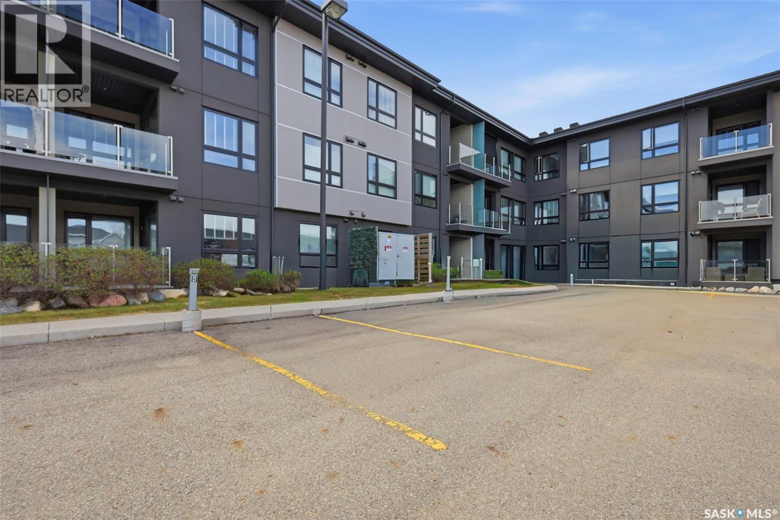 #316 223 Evergreen SQUARE - 33