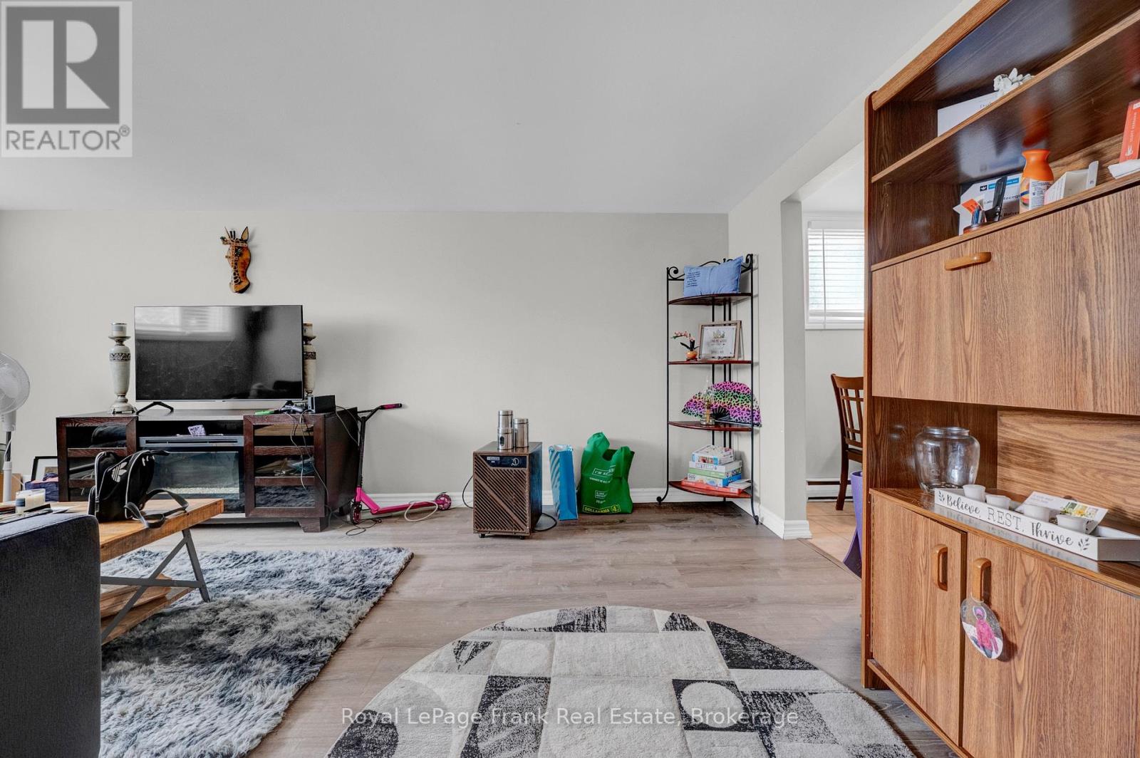 596 TALBOT COURT - 18