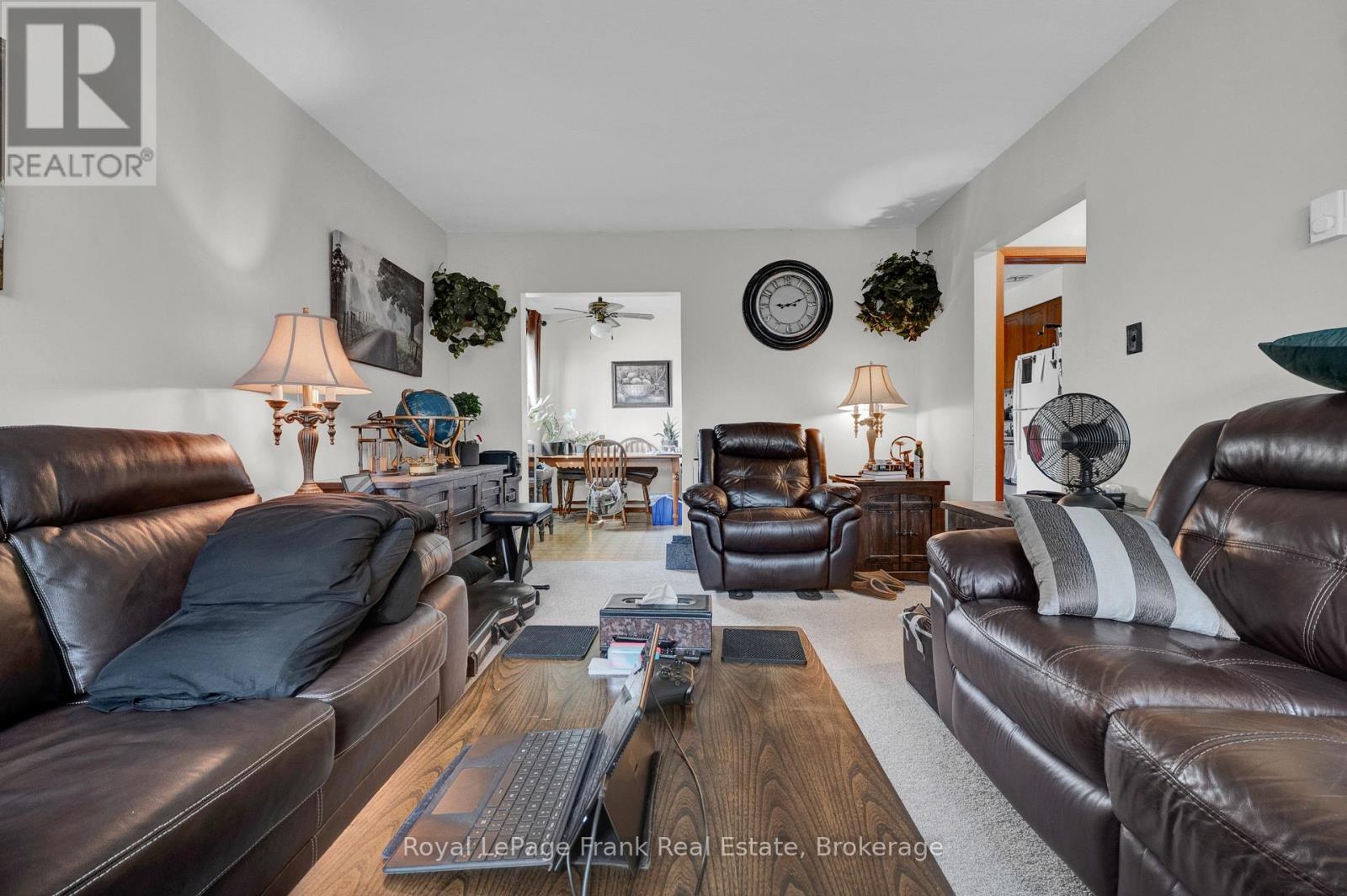 596 TALBOT COURT - 31