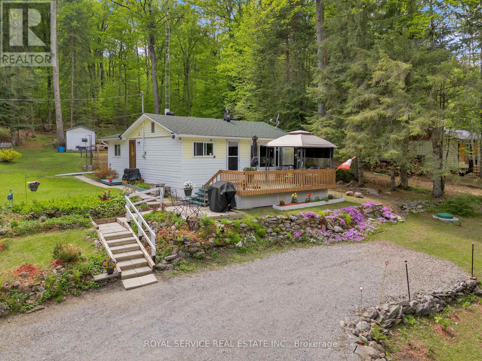 1039 GRACE RIVER ROAD - 1