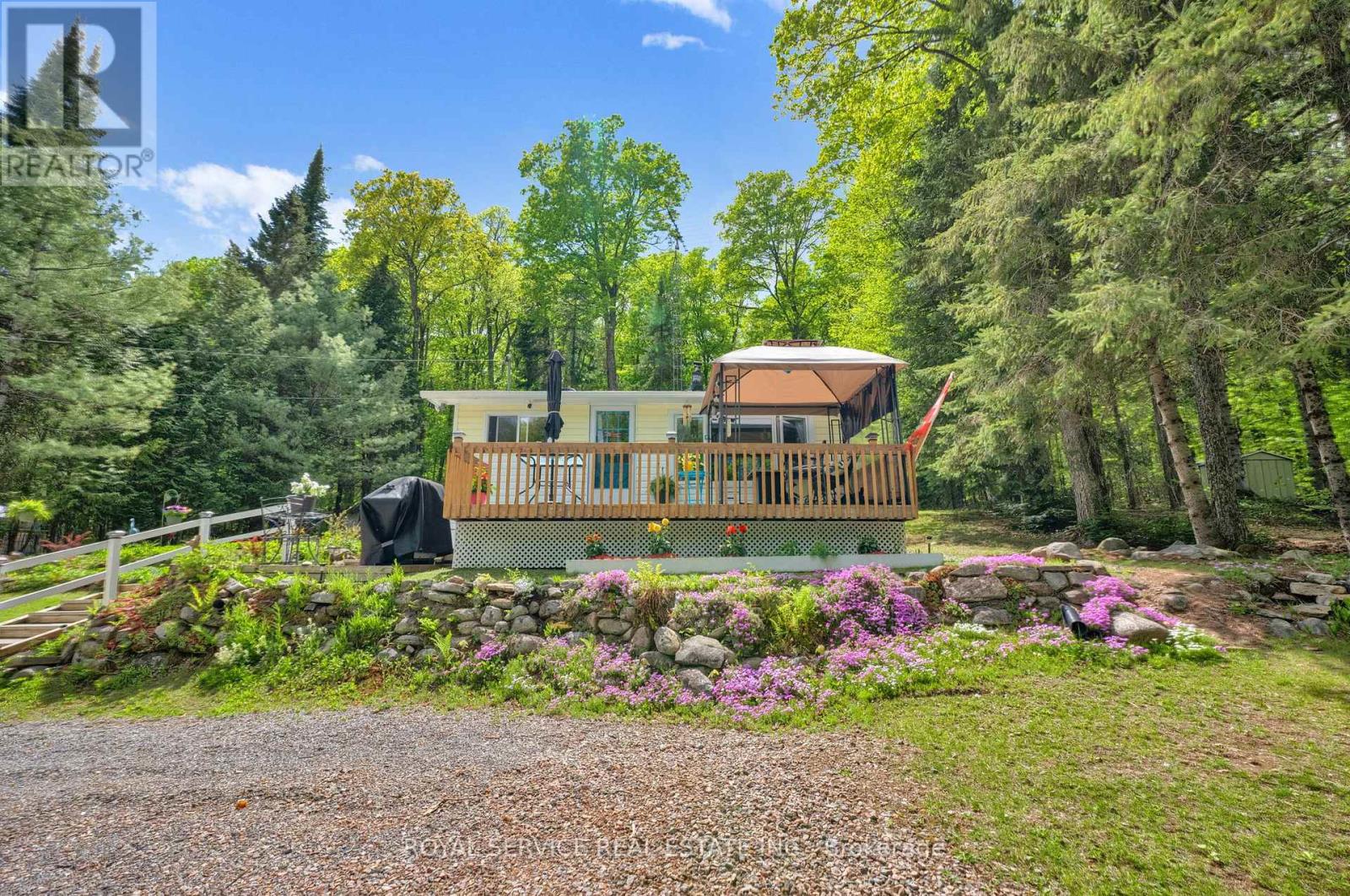1039 GRACE RIVER ROAD - 2